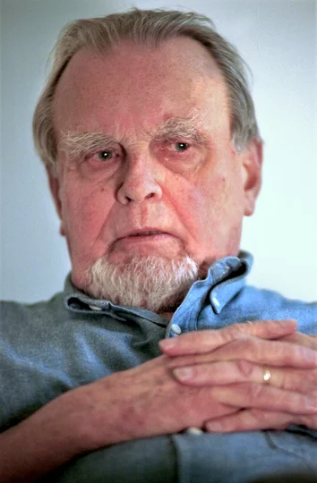 Czesław Miłosz — poeta, noblista, świadek XX wieku.